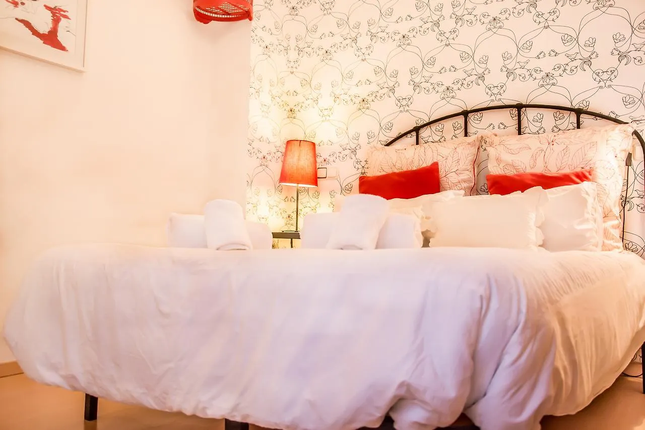 Alohamundi Harinas Apartment Seville Spain