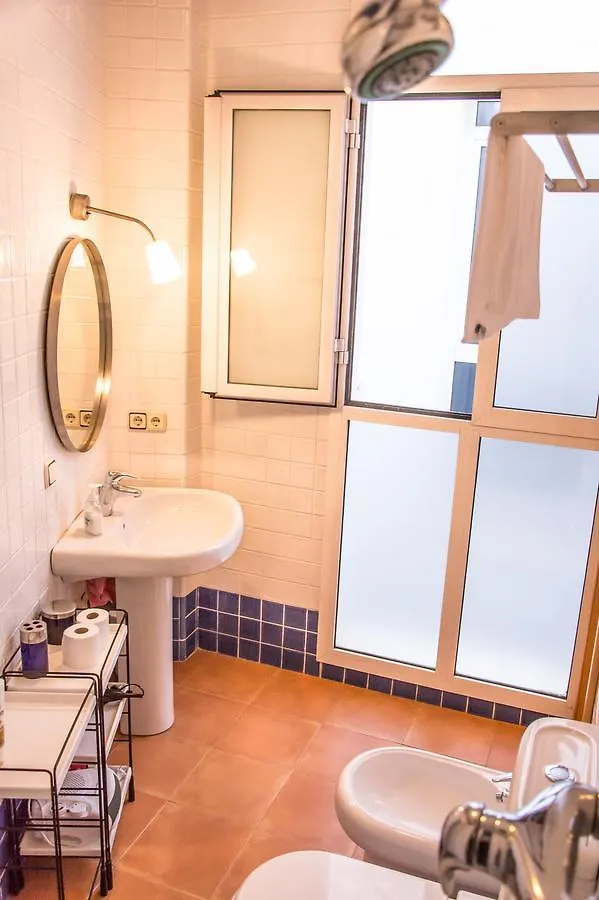 Alohamundi Harinas Apartment Seville